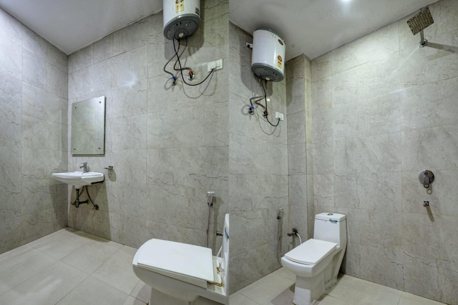 Hotel Aerotech Ню Делхи Екстериор снимка